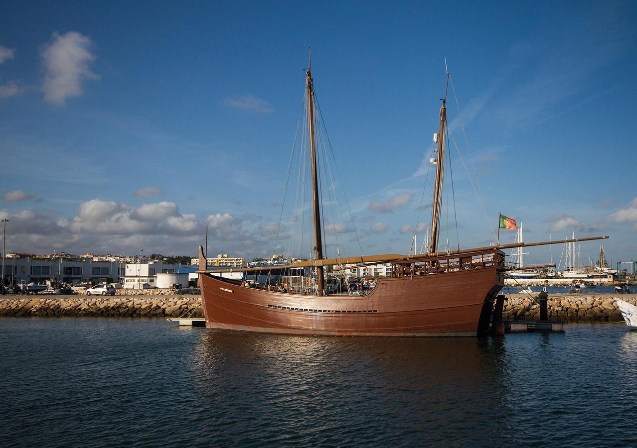 Lagos Suite Eksteriør bilde